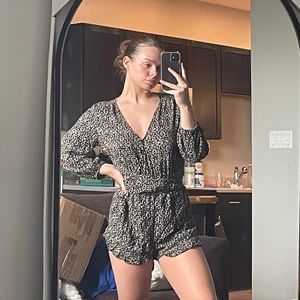 American Eagle Long sleeve romper